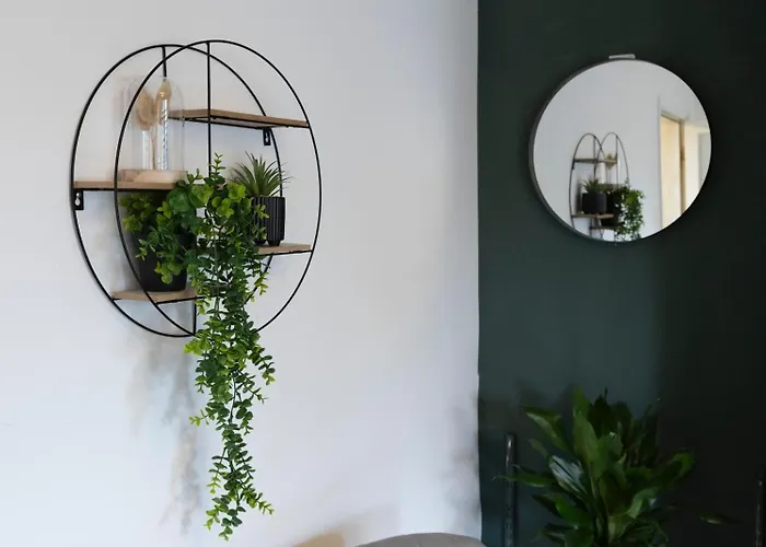 Modern 3-bedroom Free Wifi & Parking Ideal For Families & Contractors Лідс